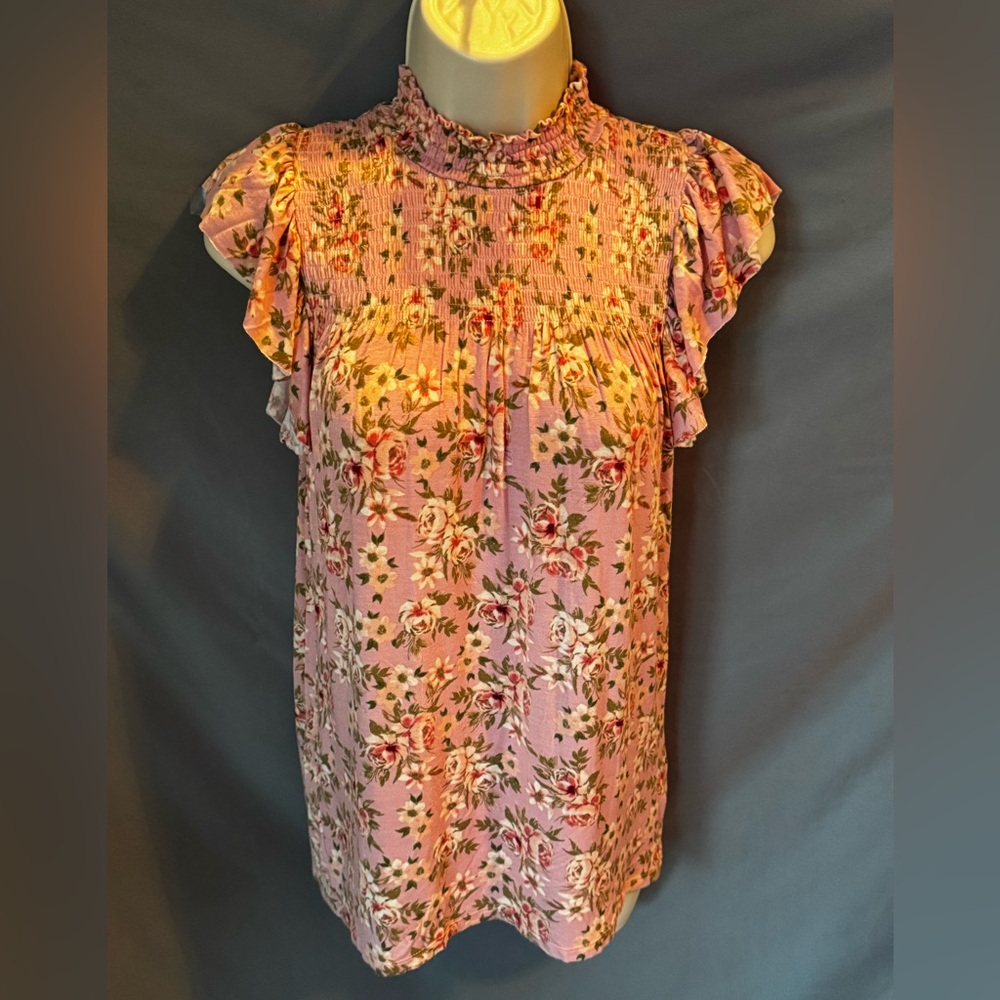 Womens Blouse Soft Knit Ruffled Cap Sleeve Full Circle Trends Brand Size Small